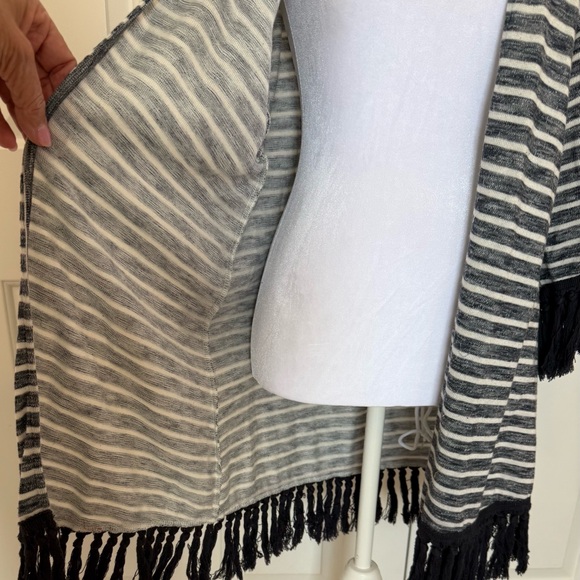 Entro Striped Cardigan - Picture 5 of 8